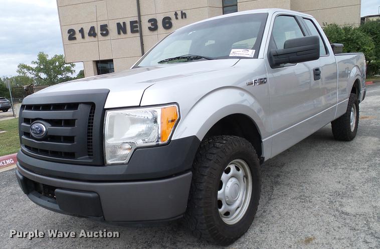 image for item DA6922 2011 Ford F150 XL SuperCab pickup truck