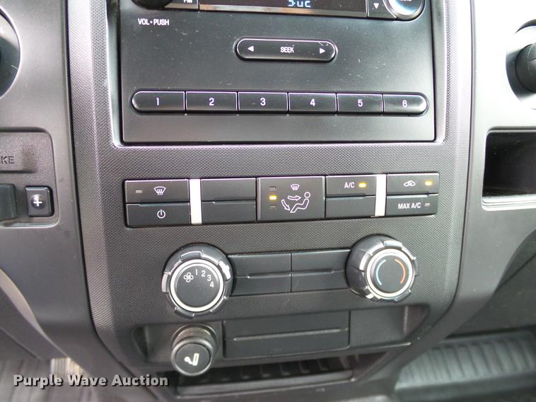 image for item DA6922 2011 Ford F150 XL SuperCab pickup truck