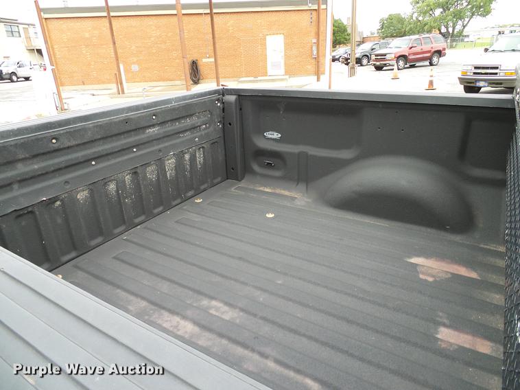 image for item DA6922 2011 Ford F150 XL SuperCab pickup truck