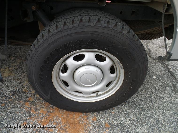 image for item DA6923 2011 Ford F150 XL SuperCrew pickup truck