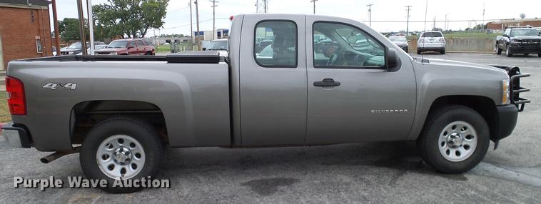 image for item DA6924 2012 Chevrolet Silverado 1500 Ext. Cab pickup truck