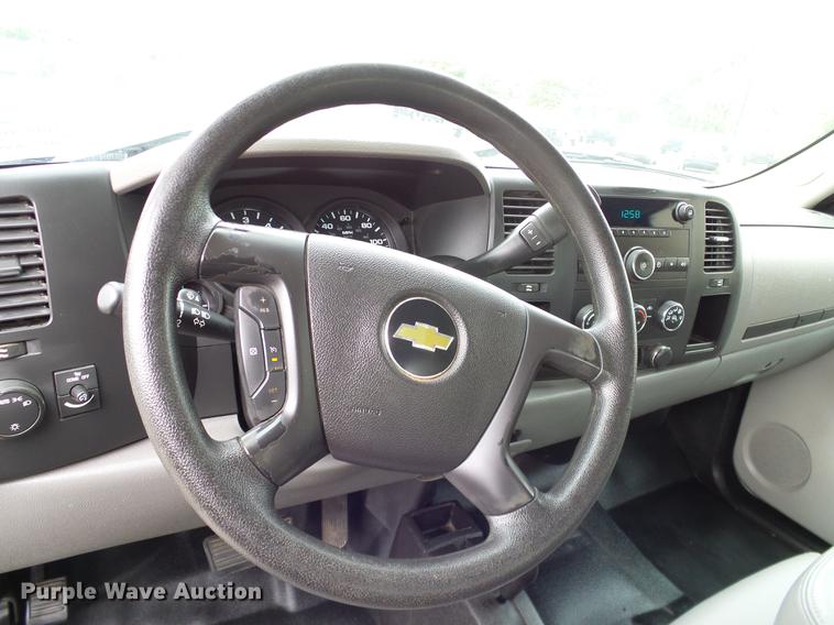 image for item DA6924 2012 Chevrolet Silverado 1500 Ext. Cab pickup truck