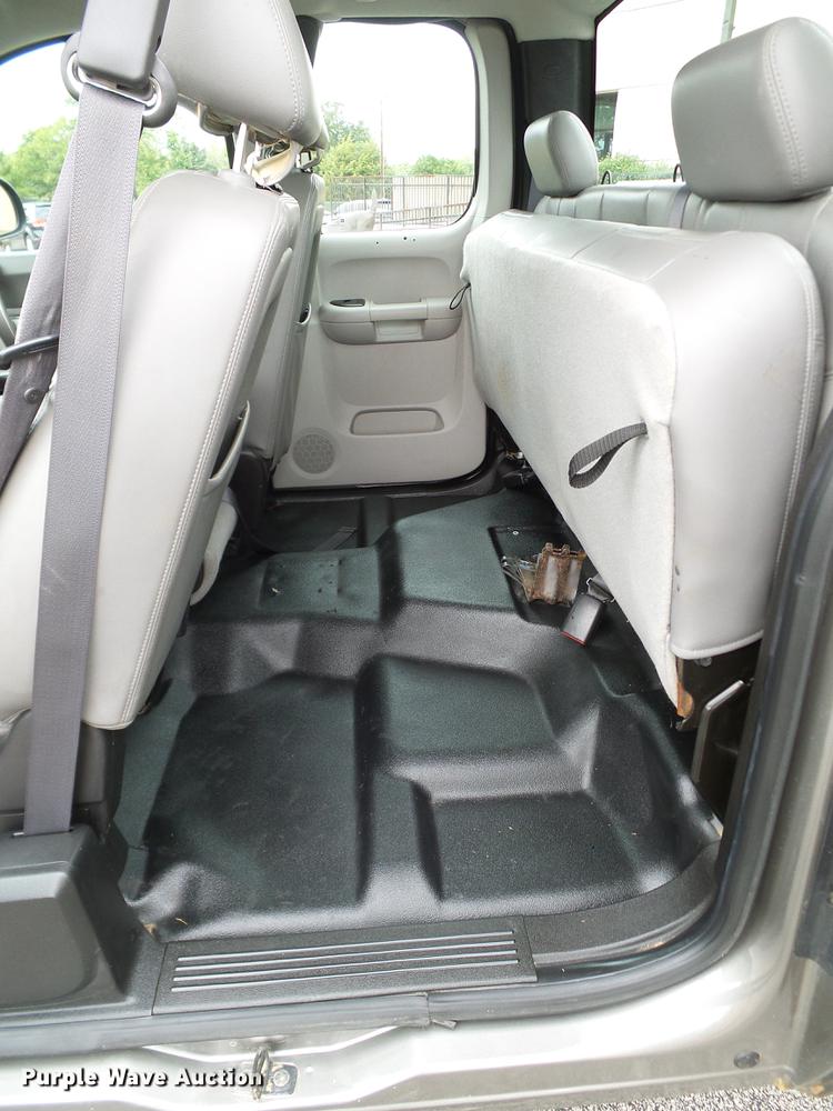 image for item DA6924 2012 Chevrolet Silverado 1500 Ext. Cab pickup truck