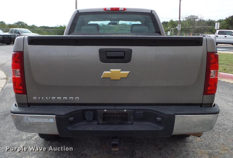 image for item DA6925 2013 Chevrolet Silverado 1500 Ext. Cab pickup truck