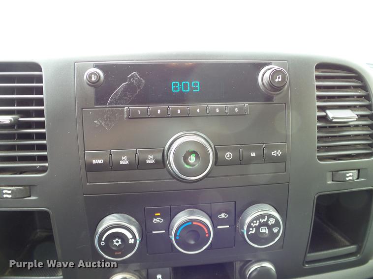 image for item DA6925 2013 Chevrolet Silverado 1500 Ext. Cab pickup truck