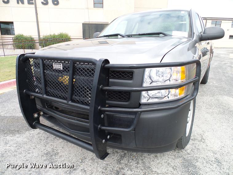 image for item DA6925 2013 Chevrolet Silverado 1500 Ext. Cab pickup truck