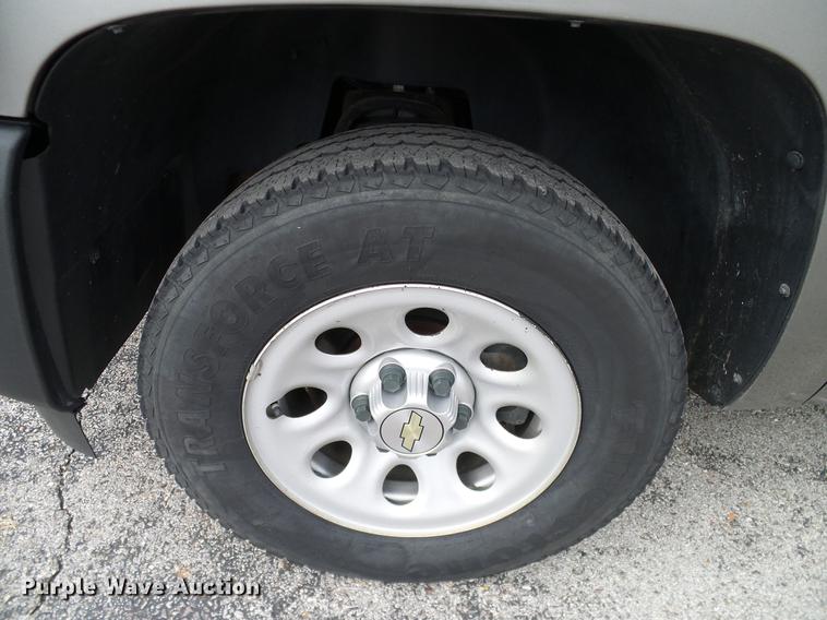 image for item DA6925 2013 Chevrolet Silverado 1500 Ext. Cab pickup truck