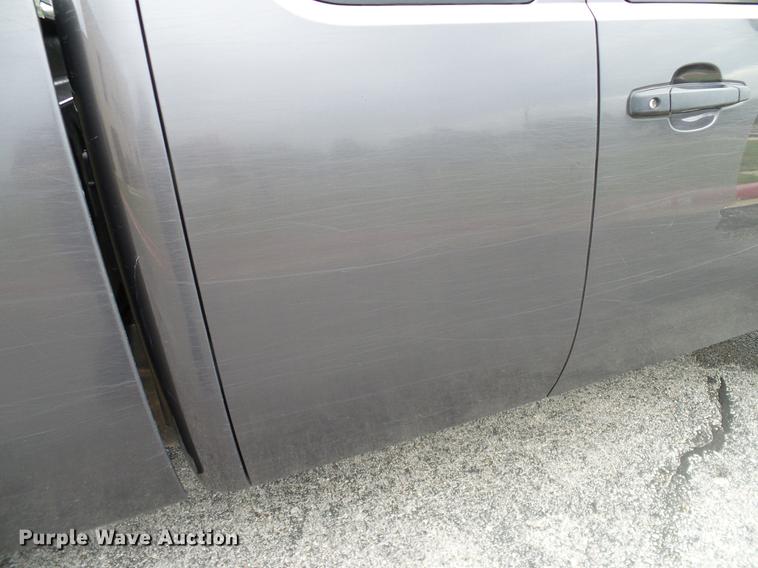 image for item DA6927 2011 Chevrolet Silverado 1500 Ext. Cab pickup truck