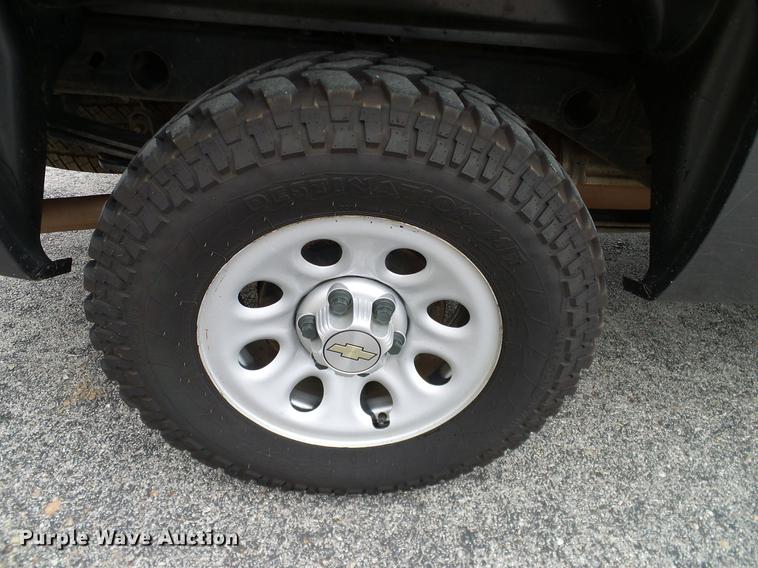 image for item DA6927 2011 Chevrolet Silverado 1500 Ext. Cab pickup truck