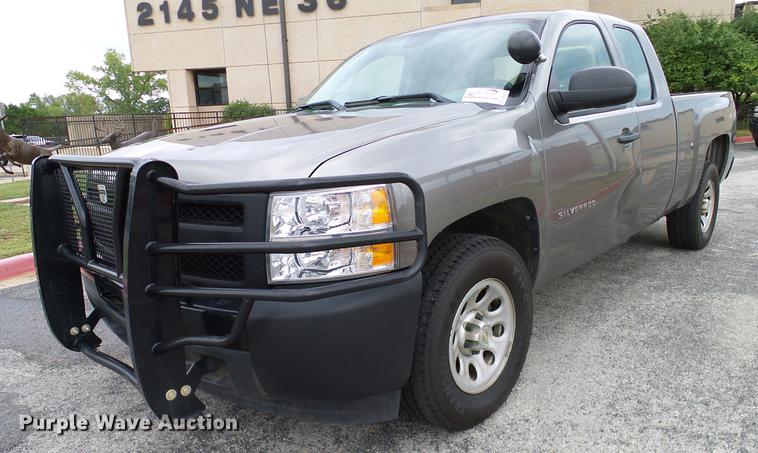 image for item DA6928 2012 Chevrolet Silverado 1500 Ext. Cab pickup truck