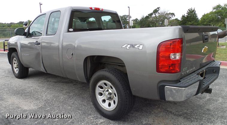 image for item DA6928 2012 Chevrolet Silverado 1500 Ext. Cab pickup truck