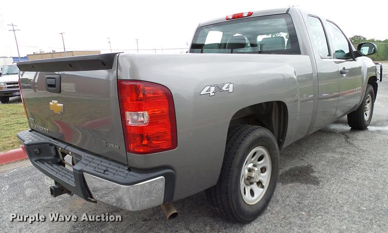 image for item DA6928 2012 Chevrolet Silverado 1500 Ext. Cab pickup truck
