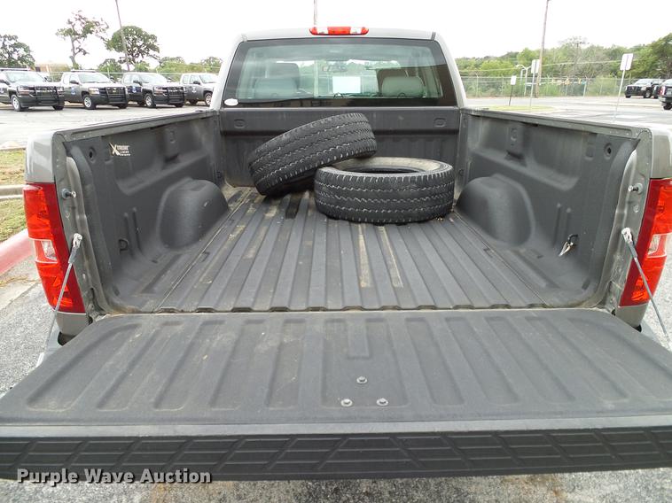 image for item DA6928 2012 Chevrolet Silverado 1500 Ext. Cab pickup truck