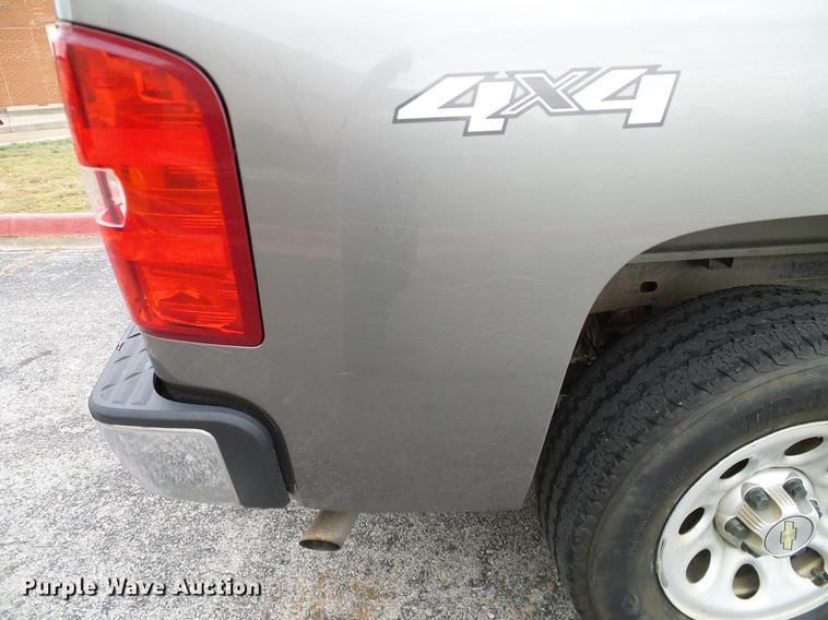 image for item DA6928 2012 Chevrolet Silverado 1500 Ext. Cab pickup truck