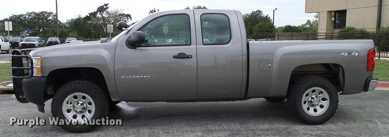 image for item DA6930 2012 Chevrolet Silverado 1500 Ext. Cab pickup truck