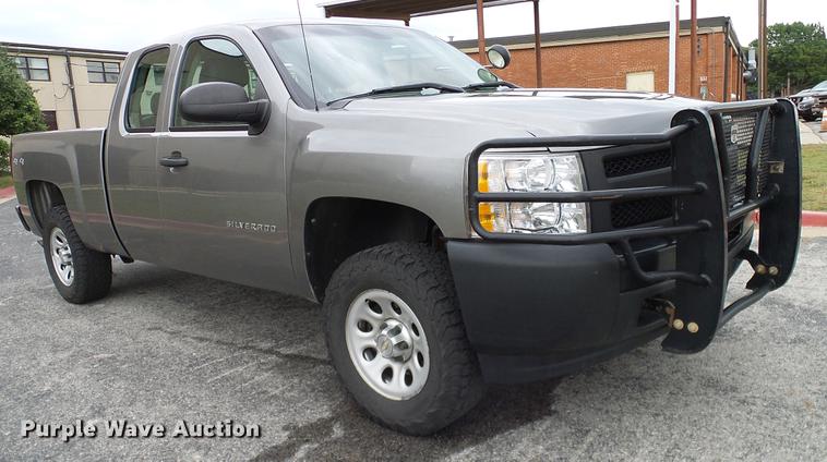image for item DA6930 2012 Chevrolet Silverado 1500 Ext. Cab pickup truck