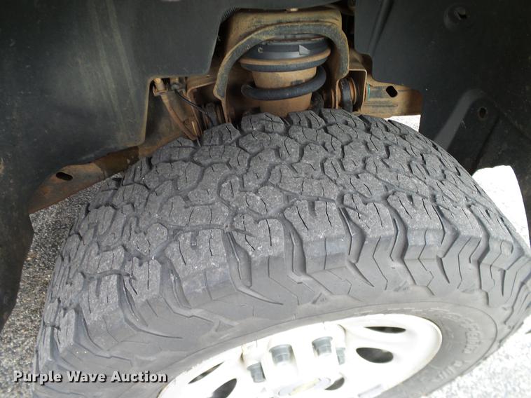 image for item DA6930 2012 Chevrolet Silverado 1500 Ext. Cab pickup truck