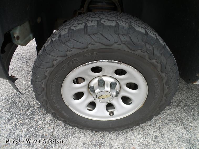 image for item DA6930 2012 Chevrolet Silverado 1500 Ext. Cab pickup truck