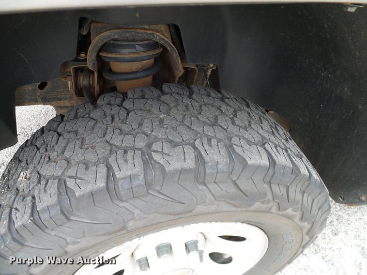 image for item DA6930 2012 Chevrolet Silverado 1500 Ext. Cab pickup truck