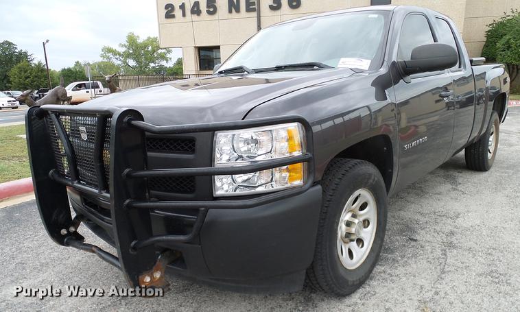 image for item DA6931 2011 Chevrolet Silverado 1500 Ext. Cab pickup truck