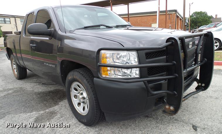 image for item DA6931 2011 Chevrolet Silverado 1500 Ext. Cab pickup truck