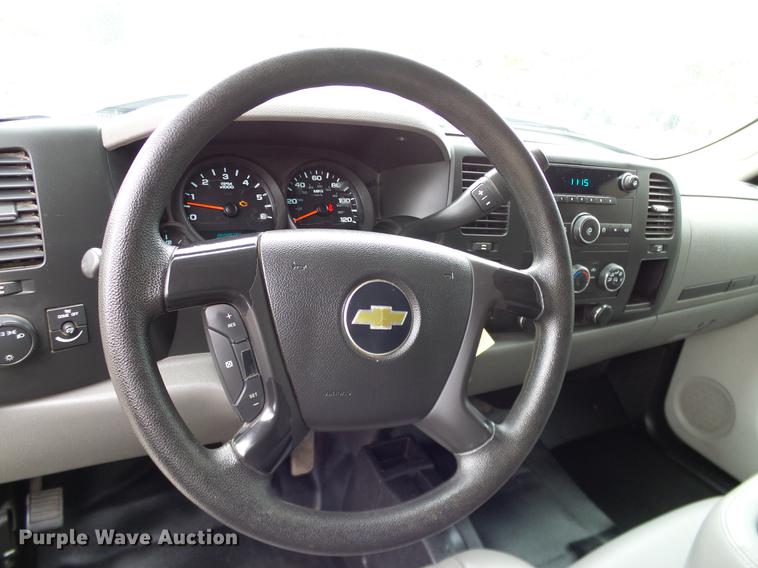 image for item DA6931 2011 Chevrolet Silverado 1500 Ext. Cab pickup truck