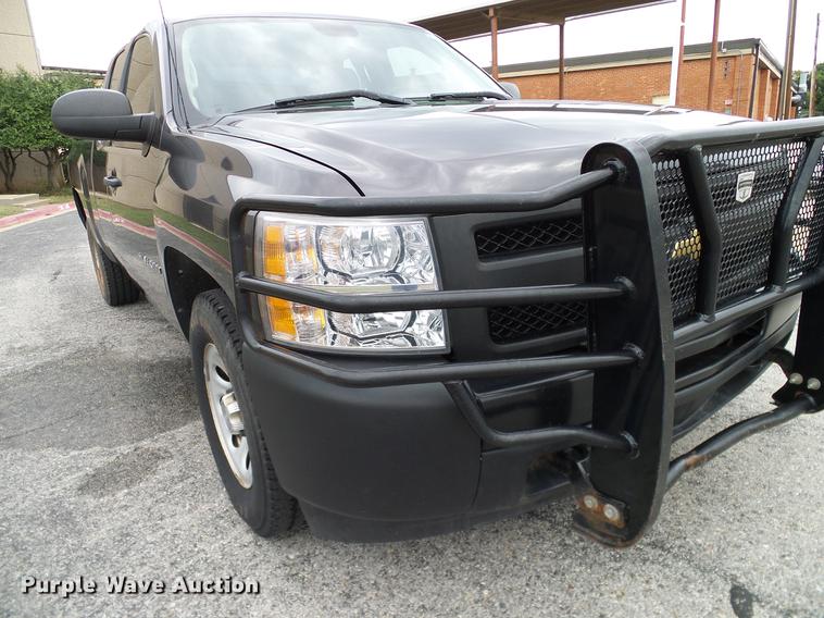 image for item DA6931 2011 Chevrolet Silverado 1500 Ext. Cab pickup truck