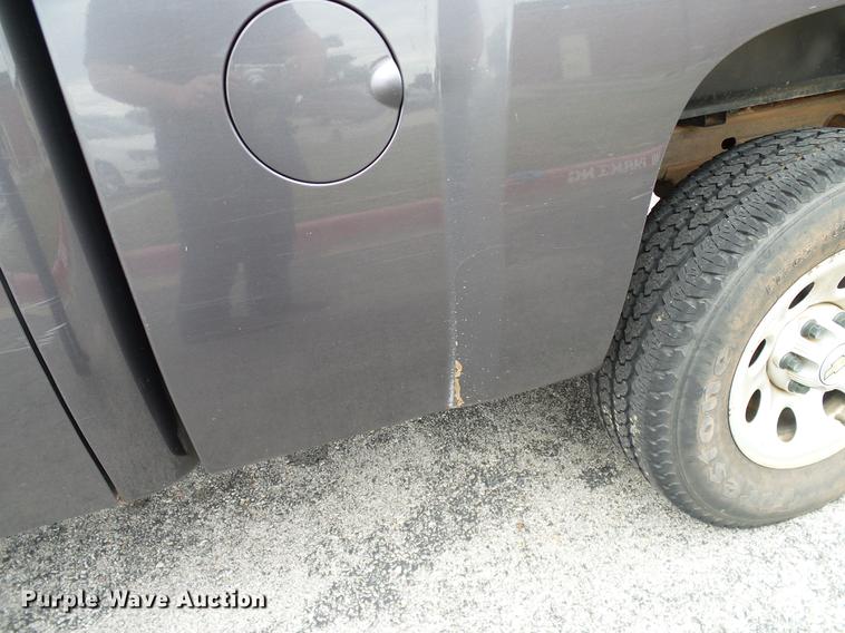 image for item DA6931 2011 Chevrolet Silverado 1500 Ext. Cab pickup truck