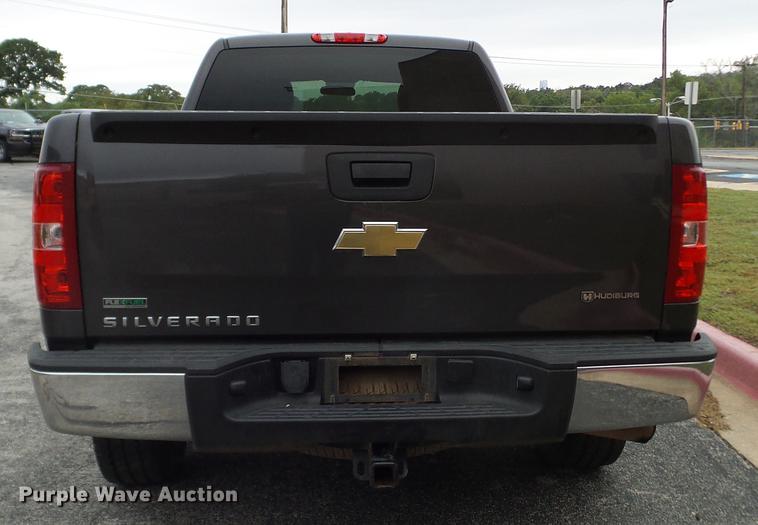 image for item DA6932 2011 Chevrolet Silverado 1500 Ext. Cab pickup truck
