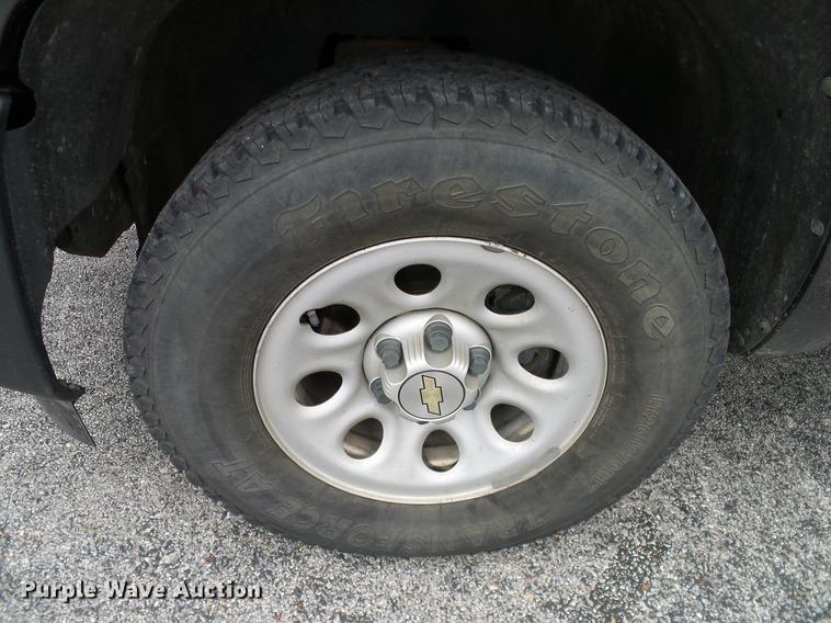 image for item DA6932 2011 Chevrolet Silverado 1500 Ext. Cab pickup truck