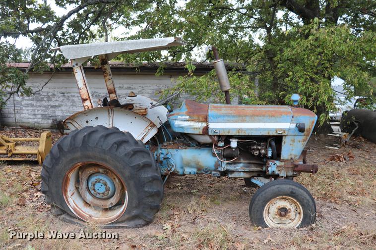 image for item ED9555 Ford 5000 tractor