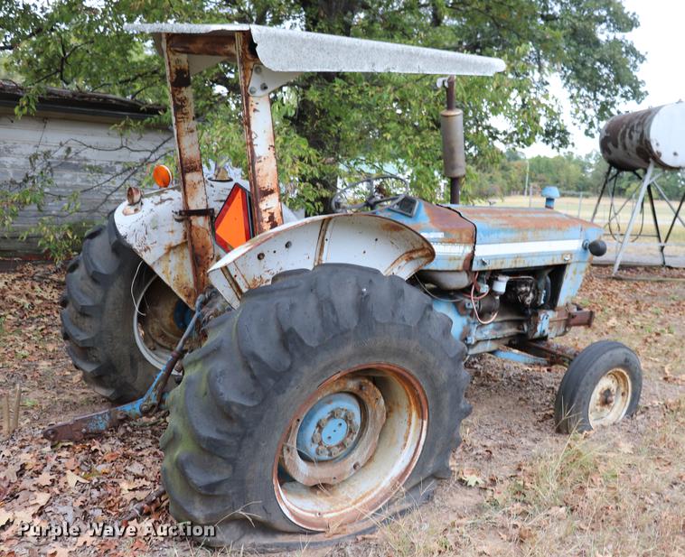 image for item ED9555 Ford 5000 tractor