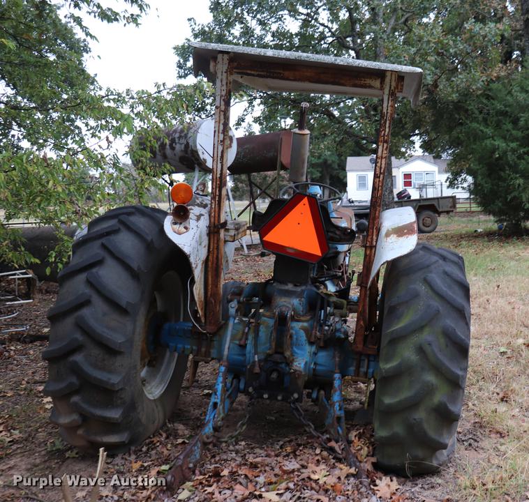 image for item ED9555 Ford 5000 tractor
