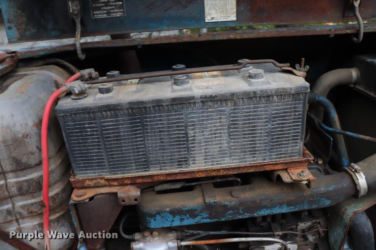 image for item ED9555 Ford 5000 tractor