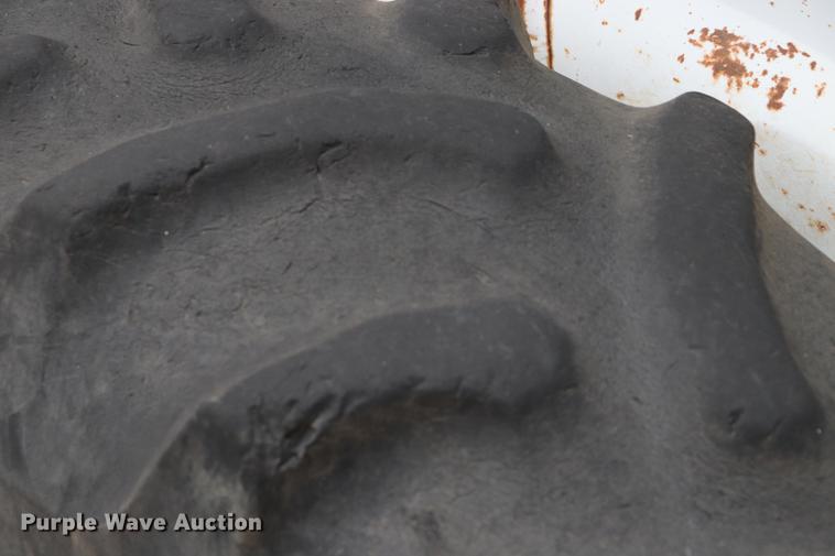 image for item ED9555 Ford 5000 tractor