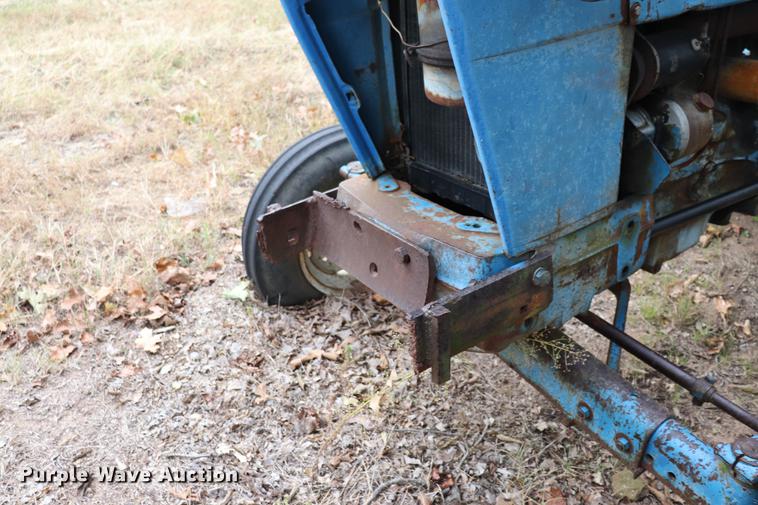 image for item ED9555 Ford 5000 tractor