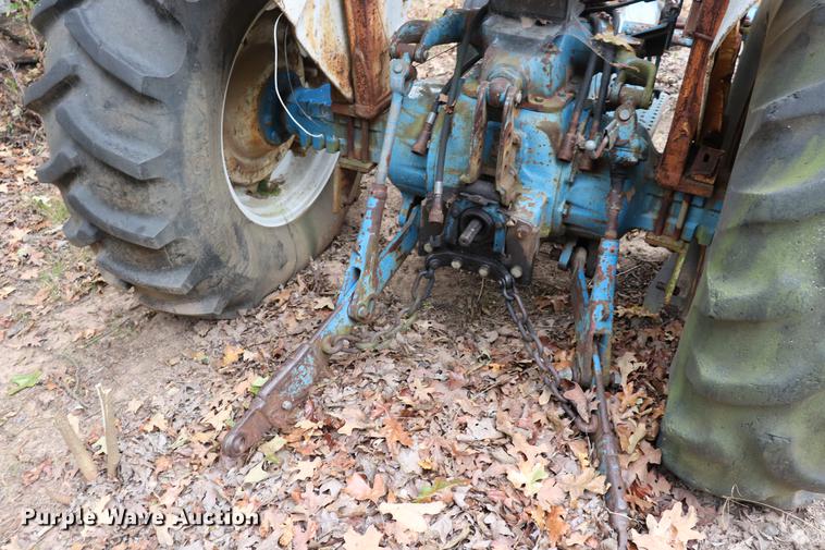 image for item ED9555 Ford 5000 tractor