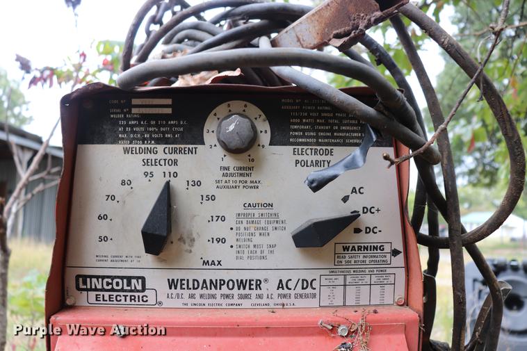 image for item ED9556 Lincoln 8895 welder