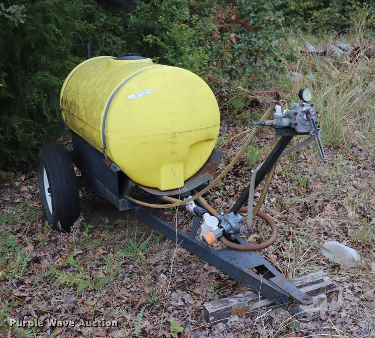 image for item ED9557 Wylie sprayer trailer