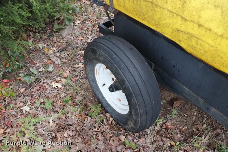 image for item ED9557 Wylie sprayer trailer