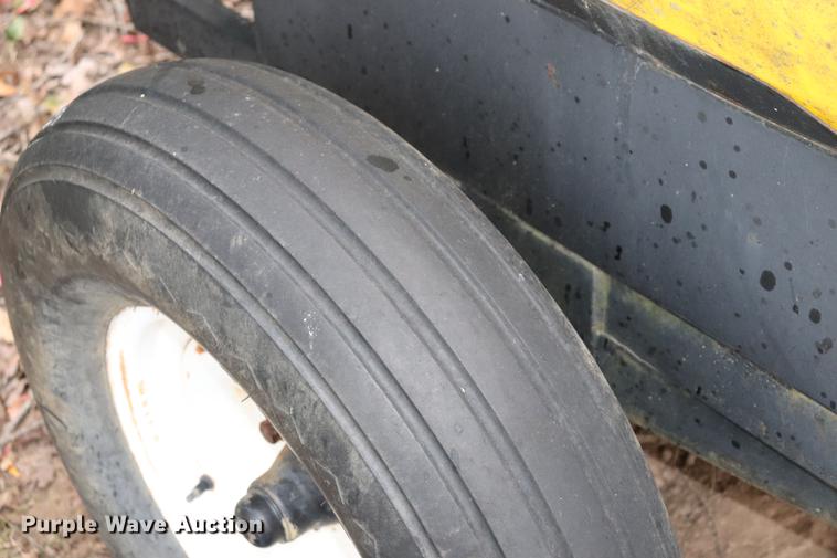 image for item ED9557 Wylie sprayer trailer