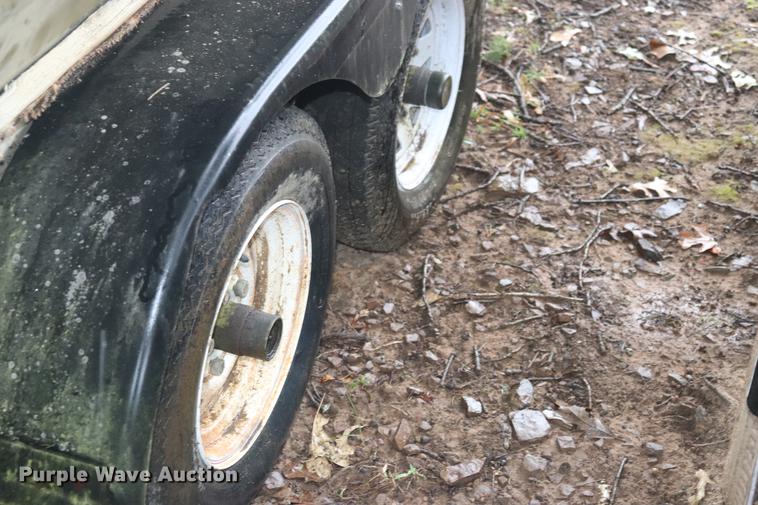 image for item ED9569 1985 Polar Kraft boat