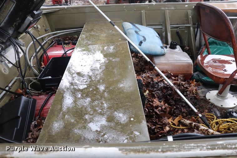 image for item ED9569 1985 Polar Kraft boat