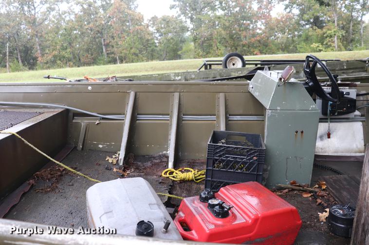 image for item ED9569 1985 Polar Kraft boat