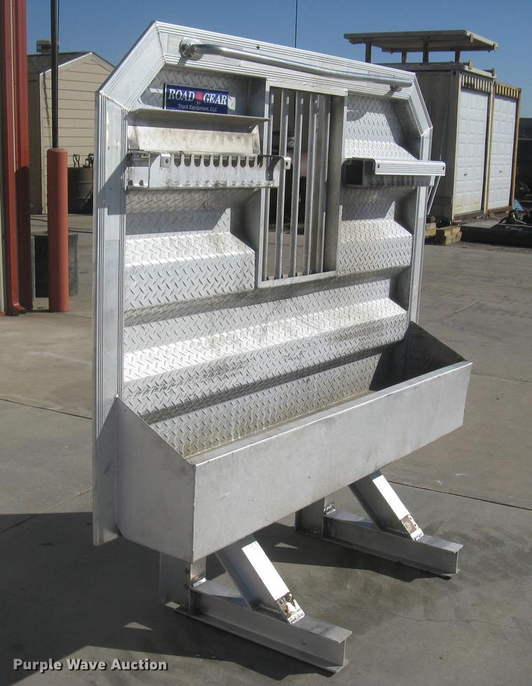 image for item AR9753 Road Gear aluminum headache rack