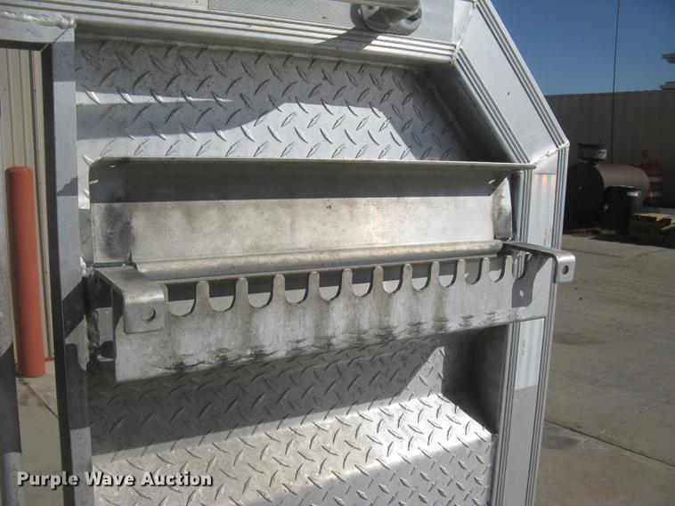 image for item AR9753 Road Gear aluminum headache rack