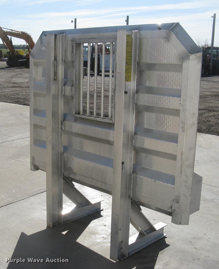 image for item AR9753 Road Gear aluminum headache rack