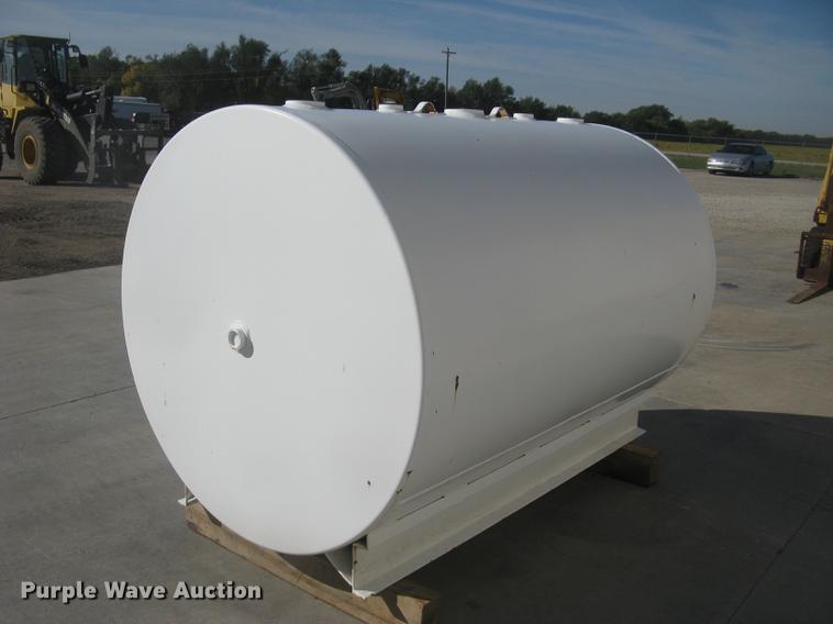 image for item AR9758 Fuel tank