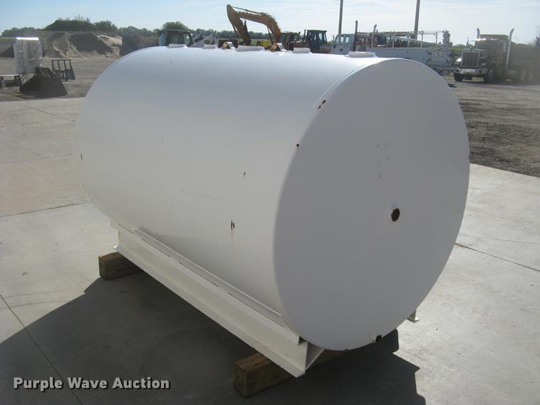 image for item AR9758 Fuel tank