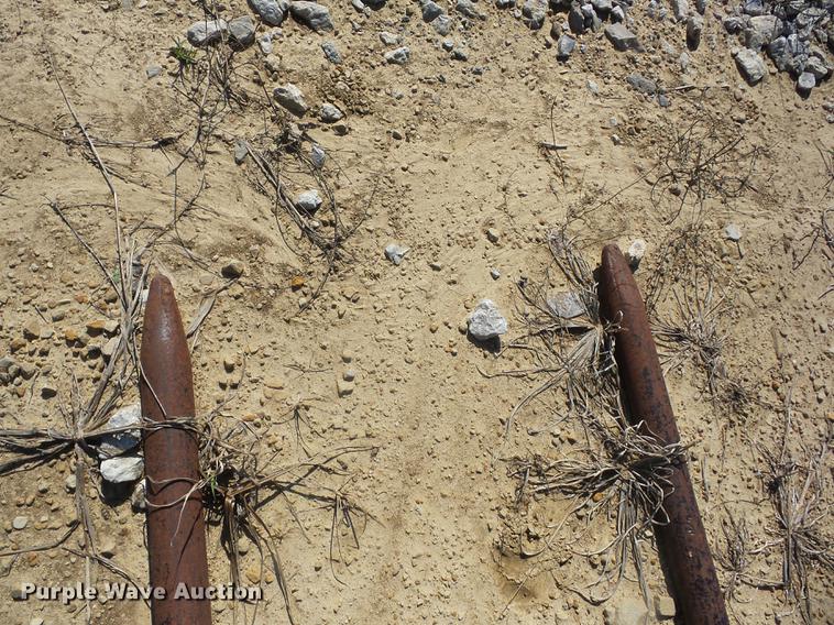 image for item AY9665 Shop built bale forks